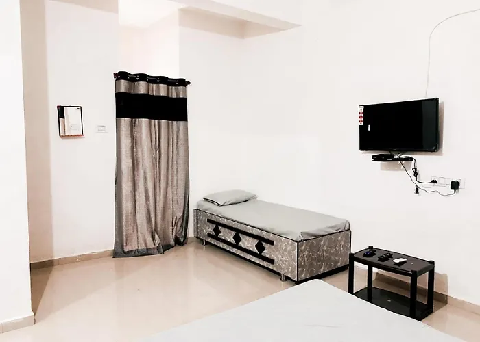 Madhavrai Premium Homestay